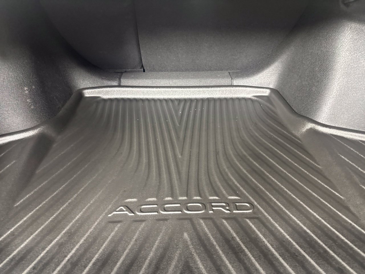 Used 2025 Honda Accord SE image 26