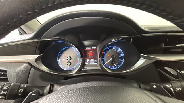 Used 2015 Toyota Corolla S FWD image 17