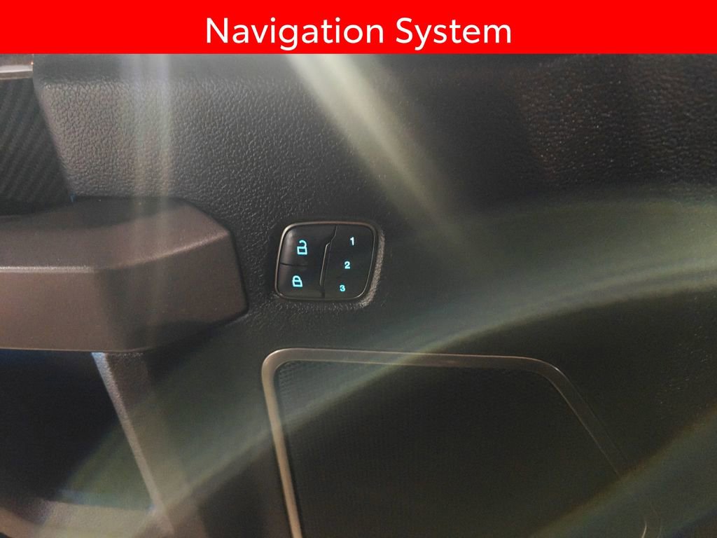 Used 2018 Ford F150 Raptor w/ Equipment Group 802A Luxury image 8