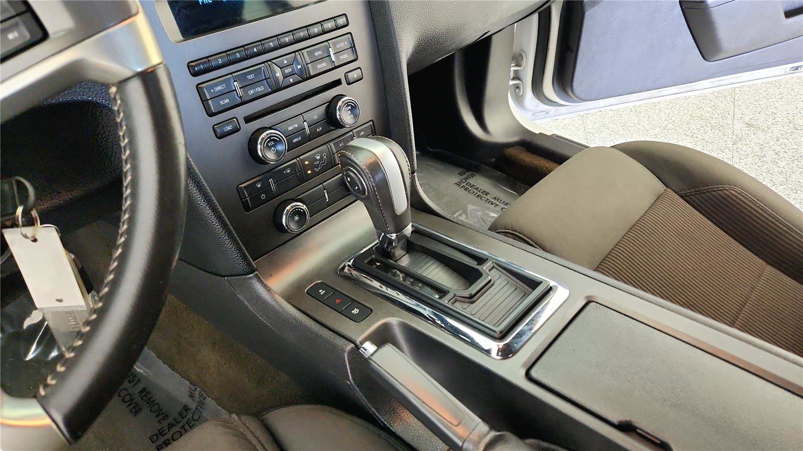 Used 2013 Ford Mustang Convertible image 30