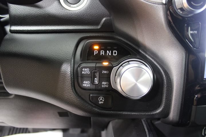 Used 2023 RAM 1500 Laramie AWD/4WD image 39