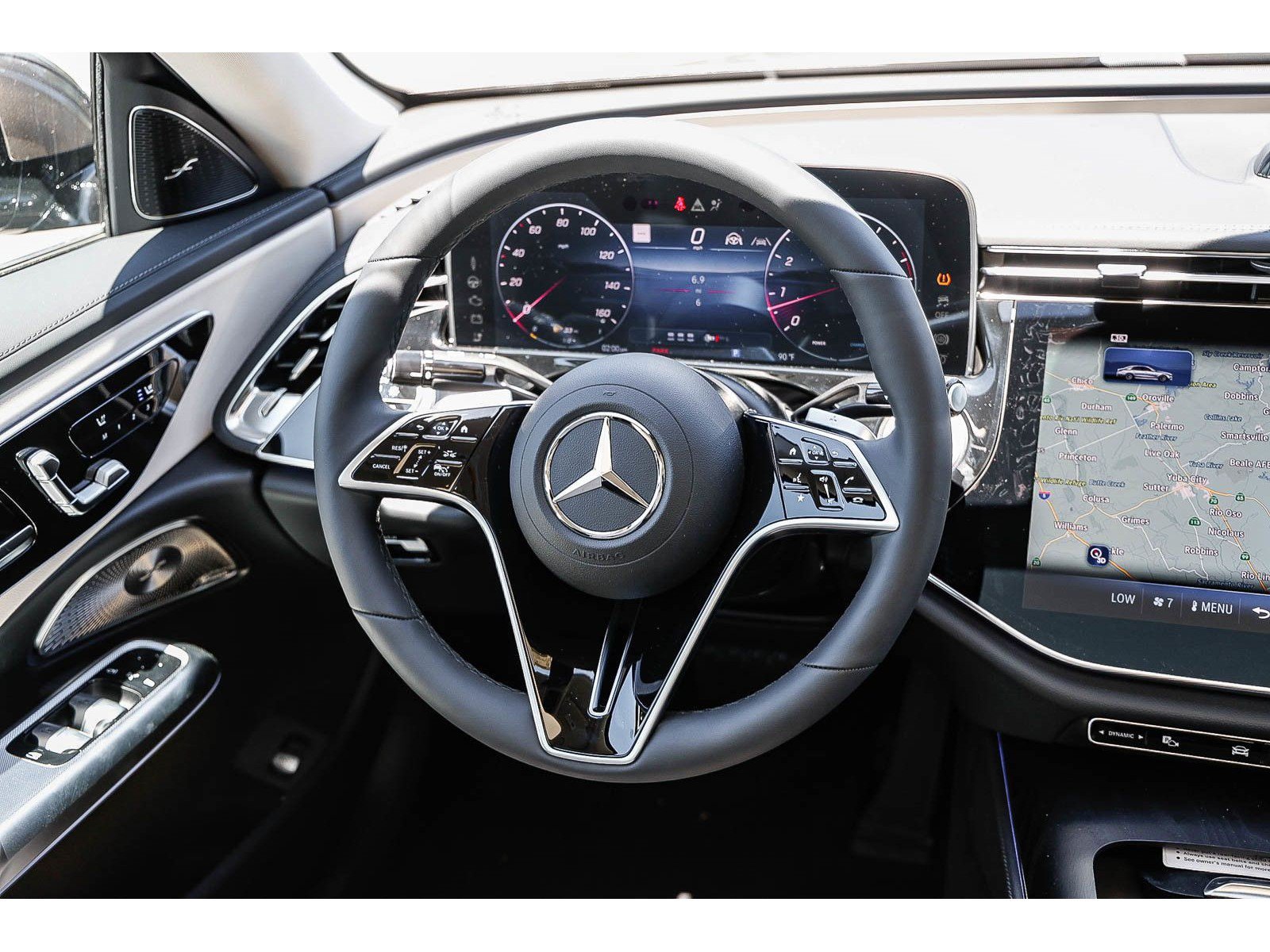 New 2026 Mercedes-Benz E 450 4MATIC Sedan image 14