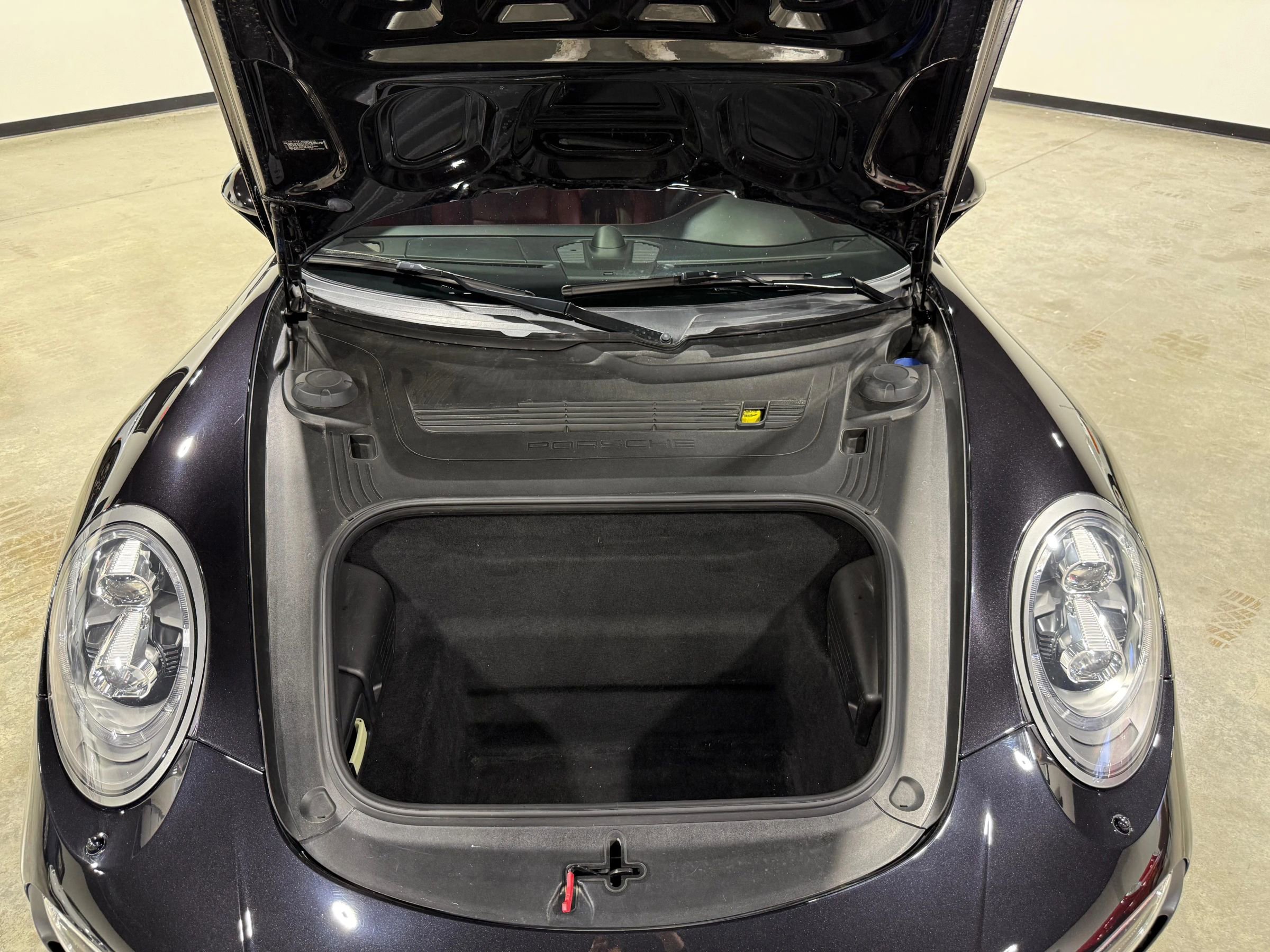Used 2014 Porsche 911 Turbo S AWD/4WD image 60