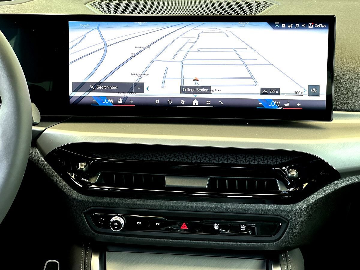 New 2026 BMW 230i xDrive Coupe w/ Premium Package AWD/4WD image 19