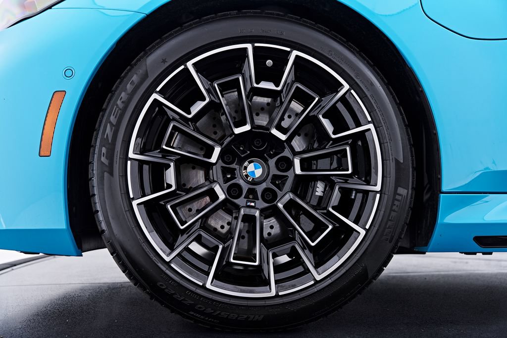 Used 2026 BMW M5 Touring w/ M Driver's Package AWD/4WD image 3