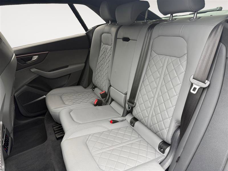 Used 2024 Audi SQ8 Premium Plus w/ 23" Wheel Package AWD/4WD image 15