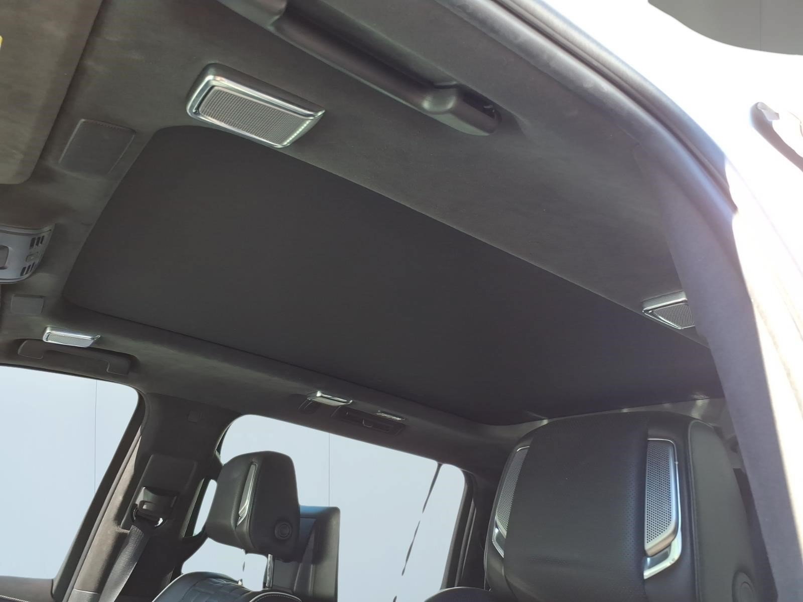 Used 2021 Cadillac Escalade ESV Sport Platinum w/ LPO, ONYX Package AWD/4WD image 11