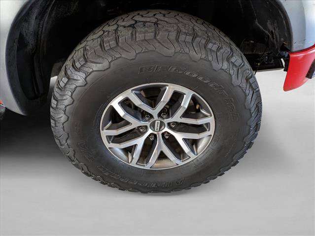 Used 2014 Ford F150 Raptor image 22