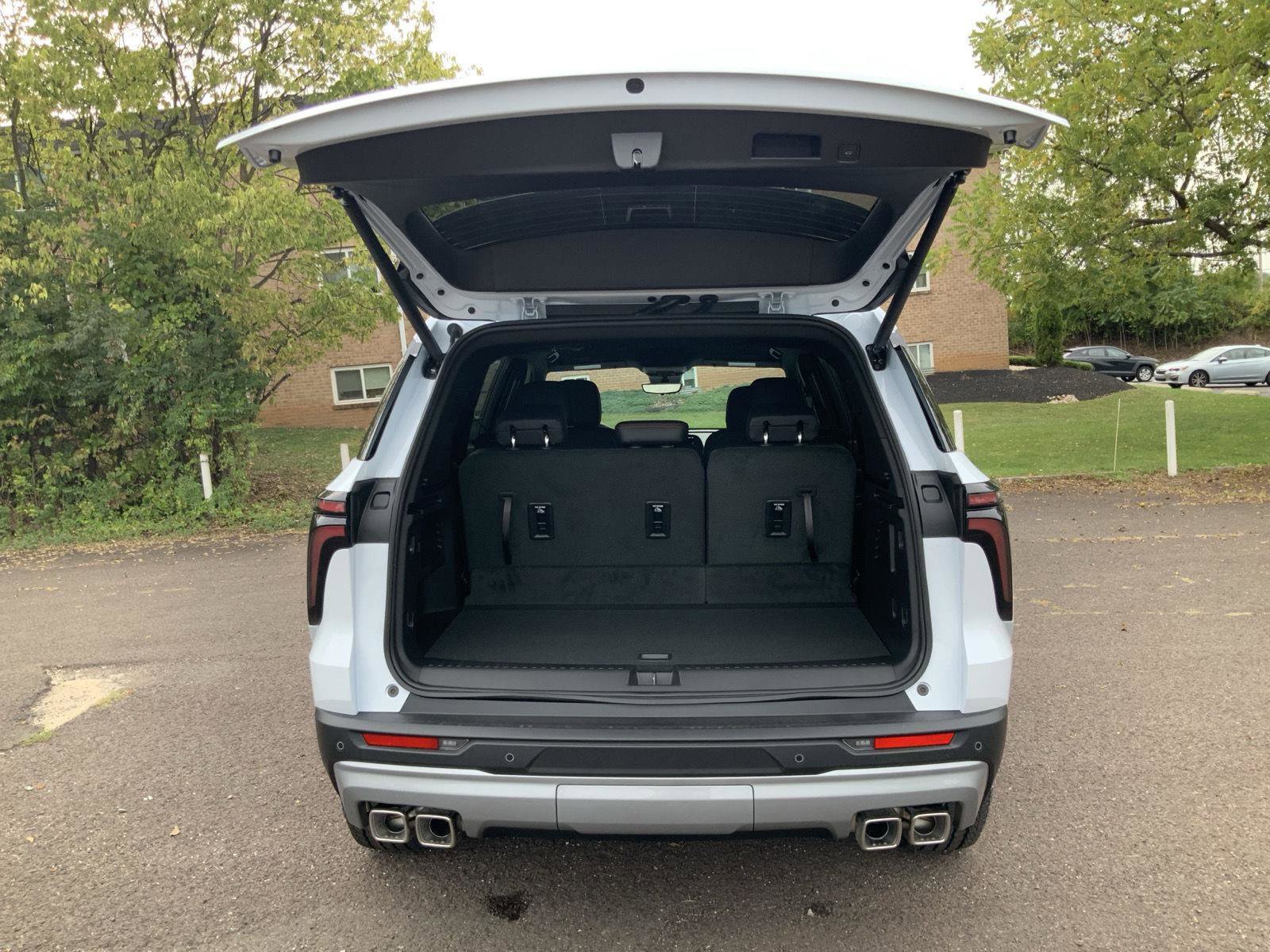 New 2026 Chevrolet Traverse Z71 w/ Driver Confidence Package image 30