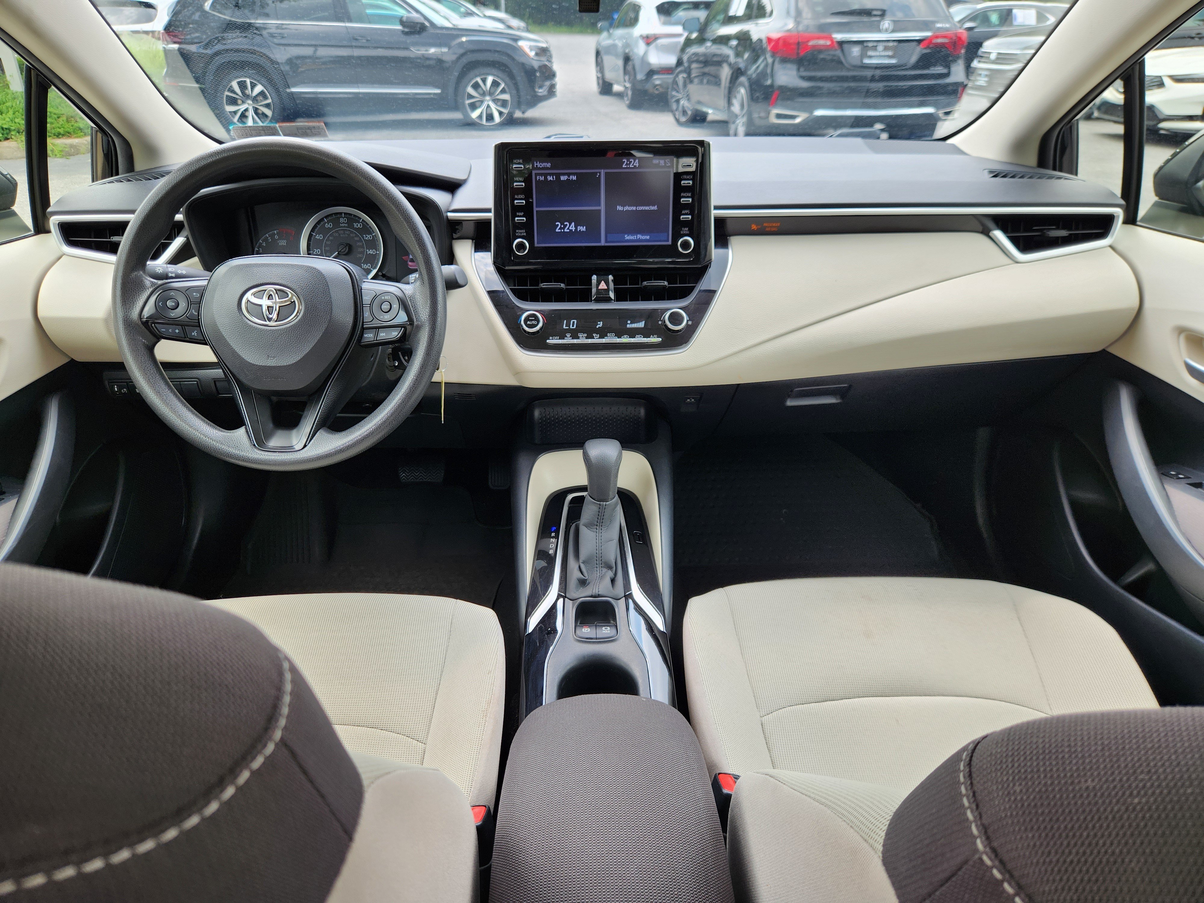 Used 2020 Toyota Corolla LE FWD image 8