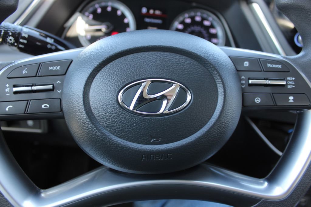 Used 2023 Hyundai Sonata SEL w/ Cargo Package image 25