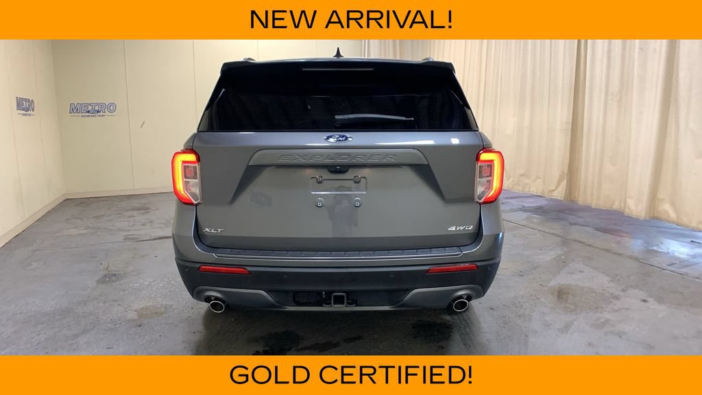 Used 2023 Ford Explorer XLT w/ Equipment Group 202A AWD/4WD image 4