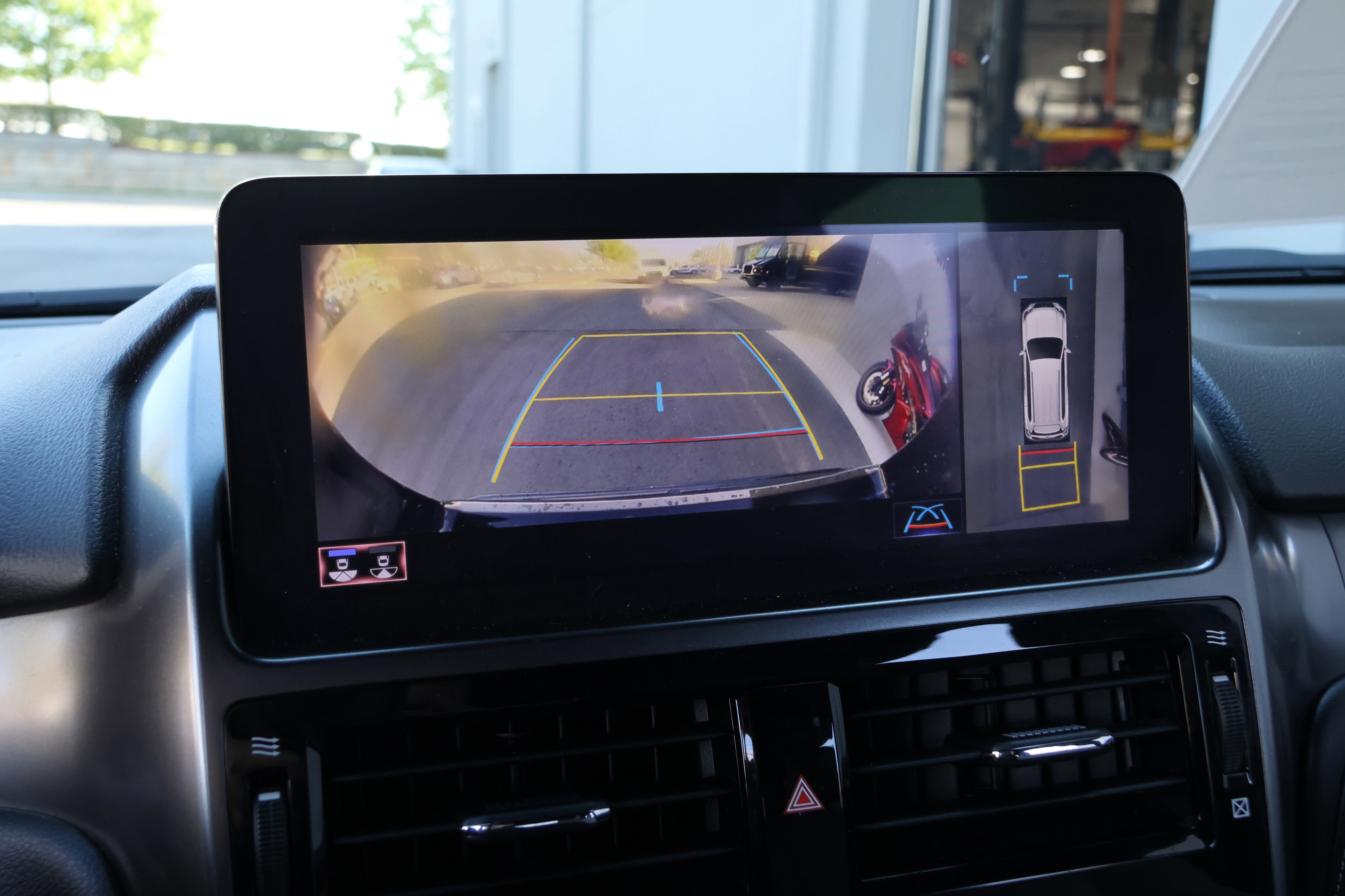 Used 2023 Lexus GX 460 w/ Black Line Special Edition image 25