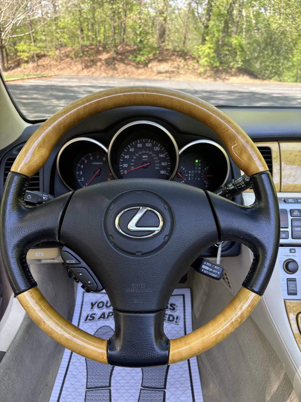 Used 2004 Lexus SC 430 Convertible image 18