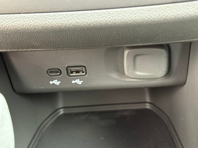 New 2026 Buick Envista Preferred FWD image 9