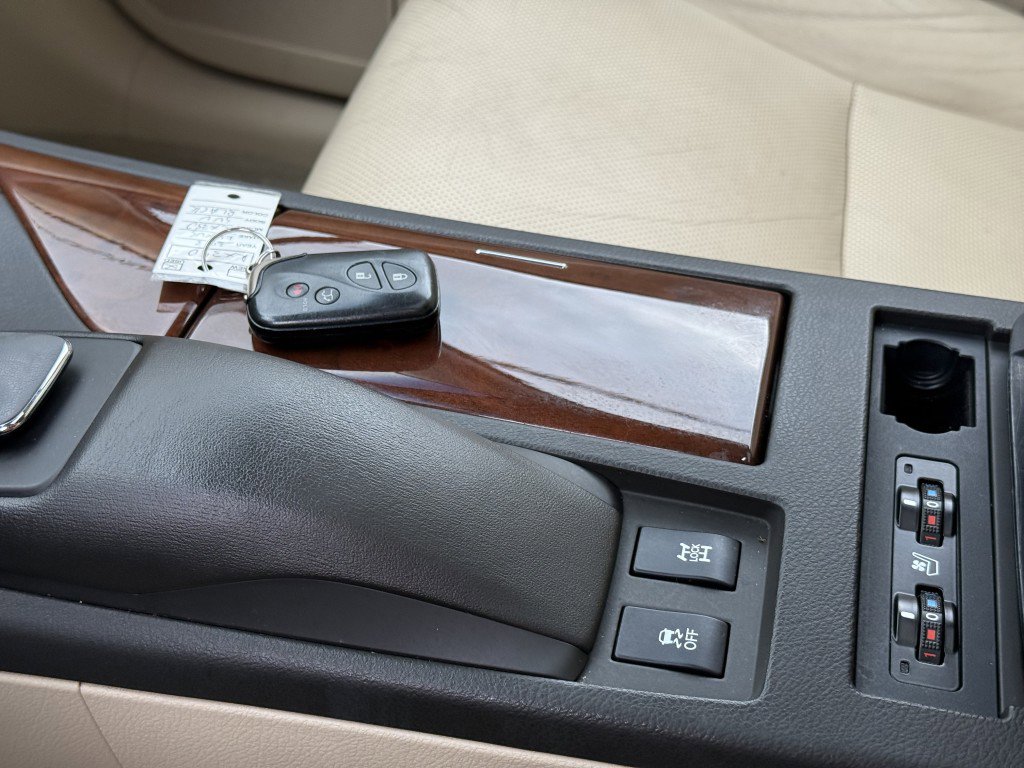 Used 2013 Lexus RX 350 AWD w/ Navigation Pkg image 31