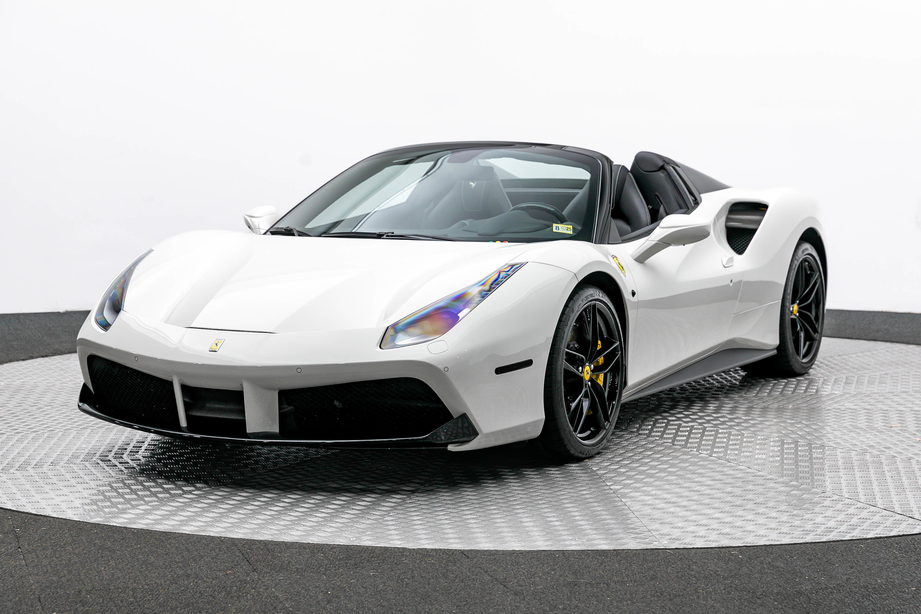 Certified 2019 Ferrari 488 Spider image 1