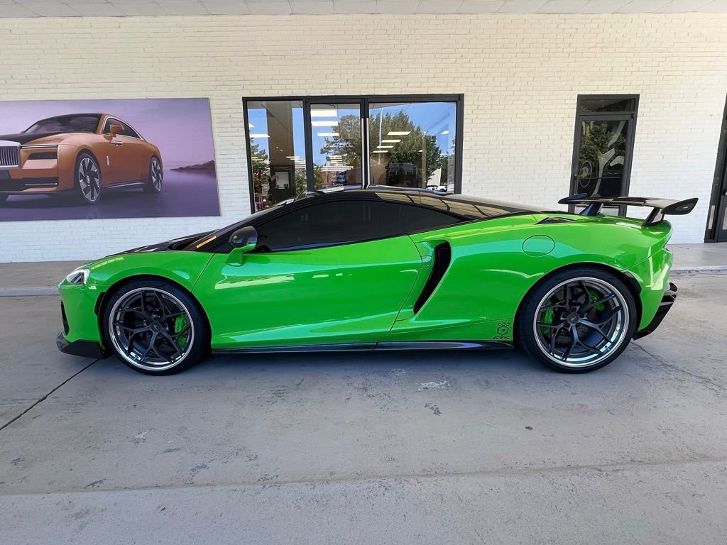 Used 2025 McLaren GTS RWD image 4