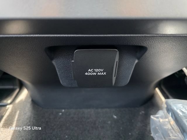 New 2026 Ford F250 Lariat w/ Black Appearance Package AWD/4WD image 18
