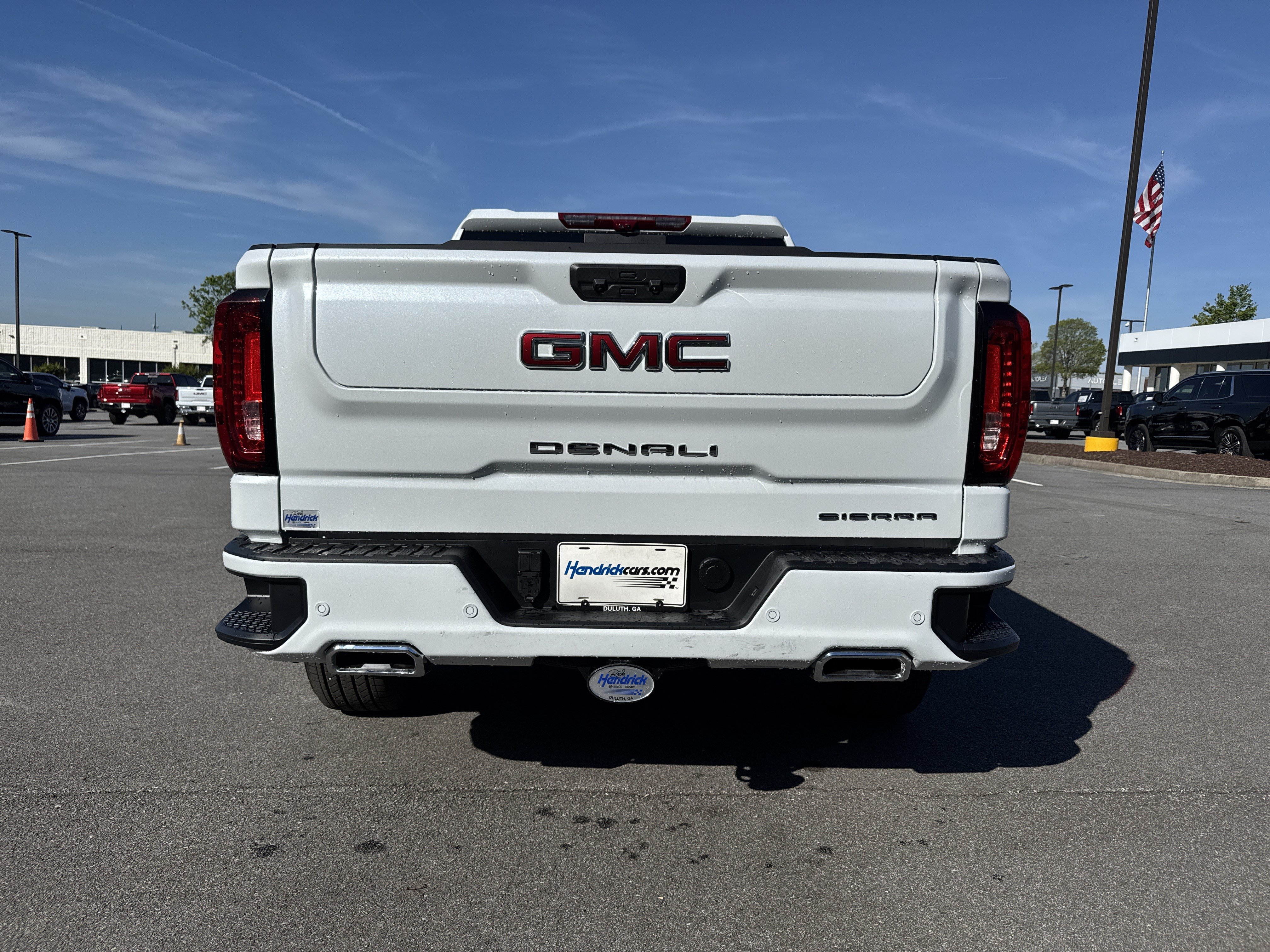 New 2026 GMC Sierra 1500 Denali w/ Denali Reserve Package AWD/4WD image 9