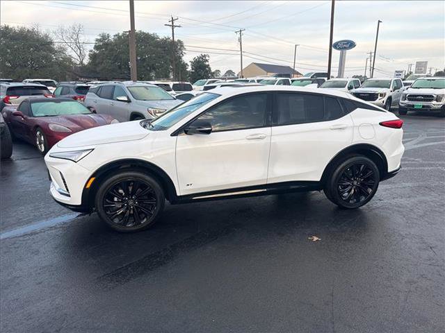 Used 2025 Buick Envista Sport Touring w/ Convenience I Package image 12