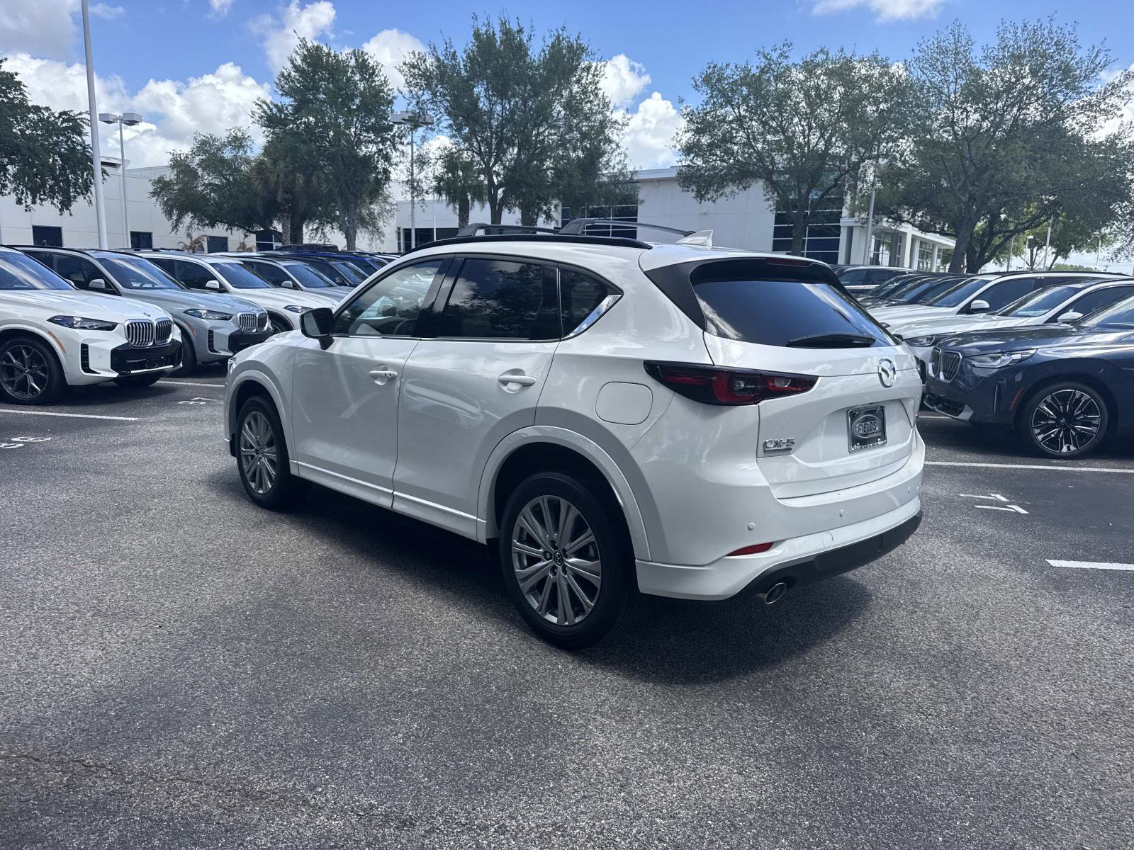 Used 2023 MAZDA CX-5 Signature image 6