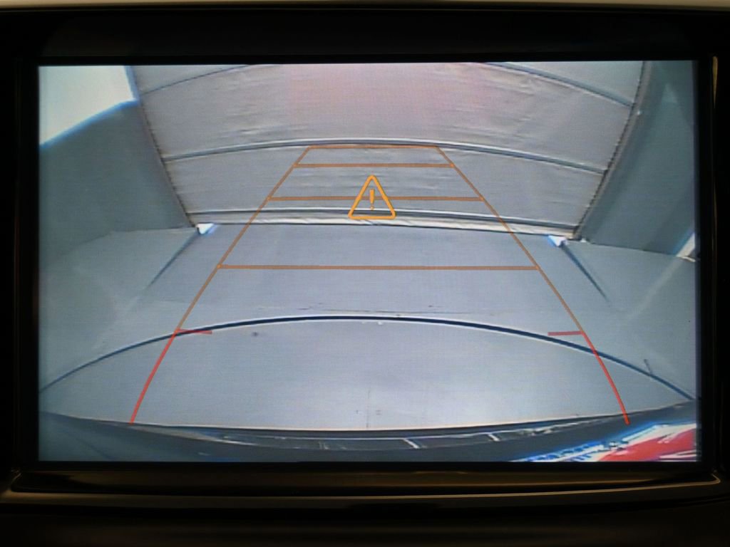 Used 2019 Buick Envision Essence image 11