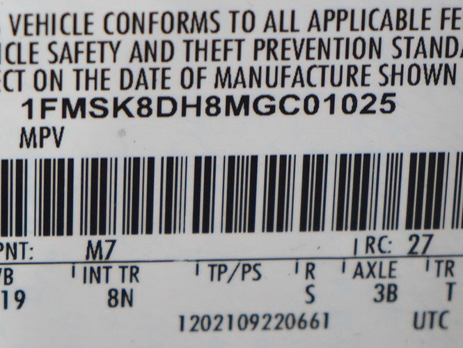 Used 2021 Ford Explorer XLT image 26