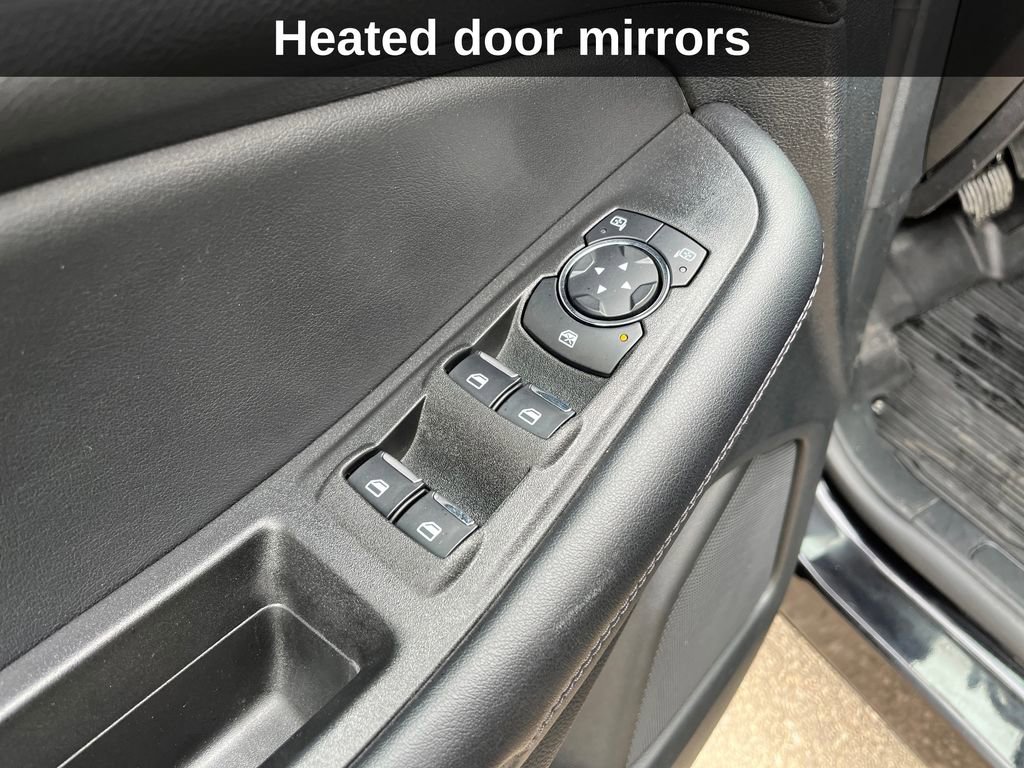 Used 2024 Ford Edge SEL image 15