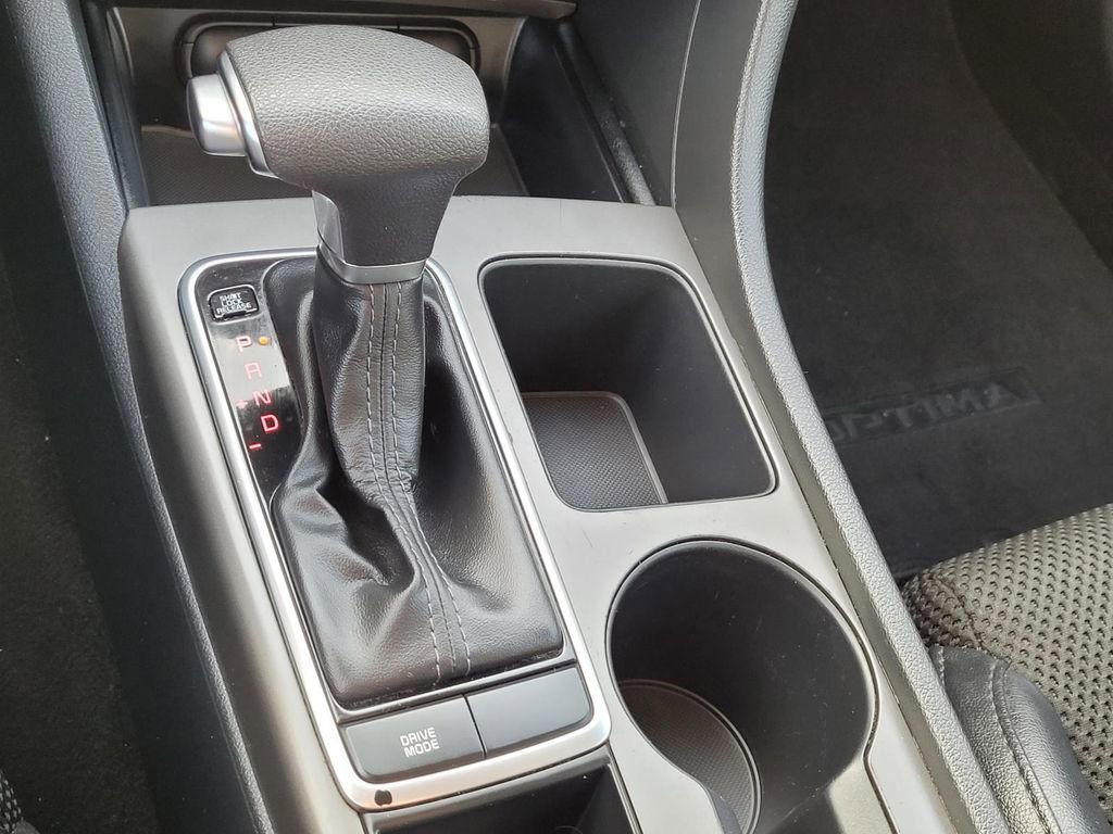 Used 2020 Kia Optima S image 25