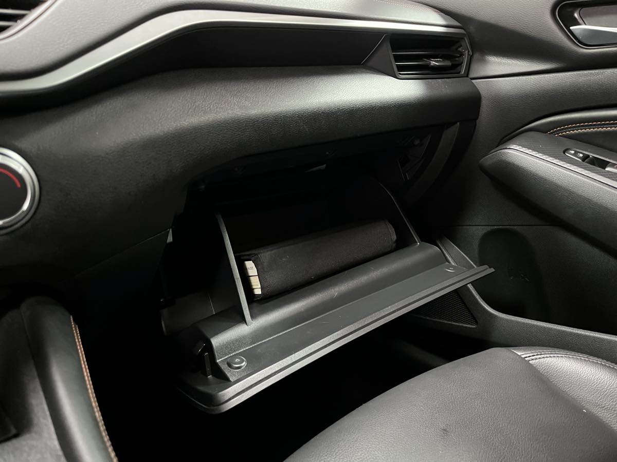 Used 2019 Nissan Altima 2.5 SR FWD image 14
