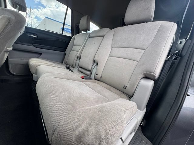 Used 2021 Honda Pilot EX image 12