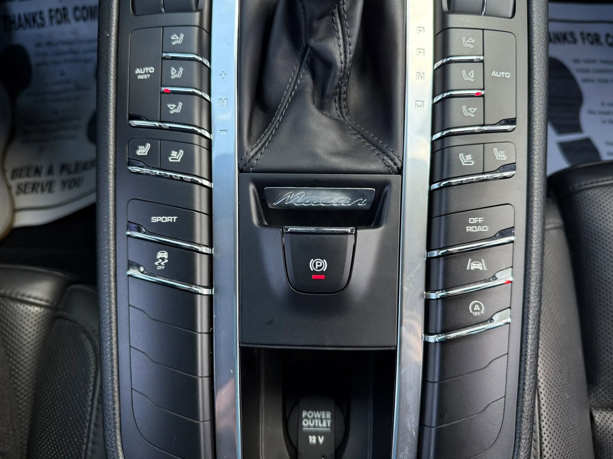 Used 2017 Porsche Macan AWD/4WD image 27