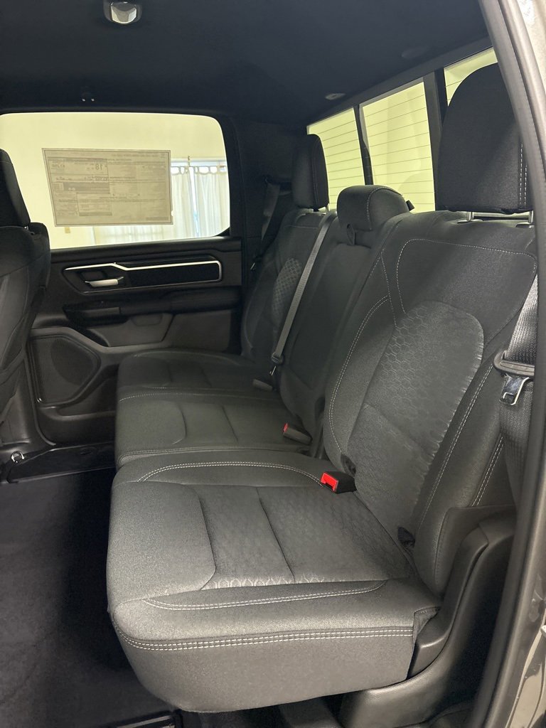 New 2026 RAM 1500 4x4 Crew Cab image 26