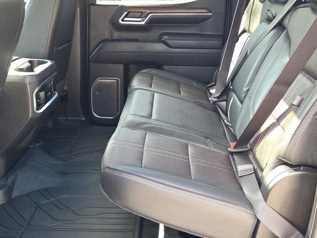 Used 2022 Chevrolet Silverado 1500 High Country w/ High Country Premium Package image 18