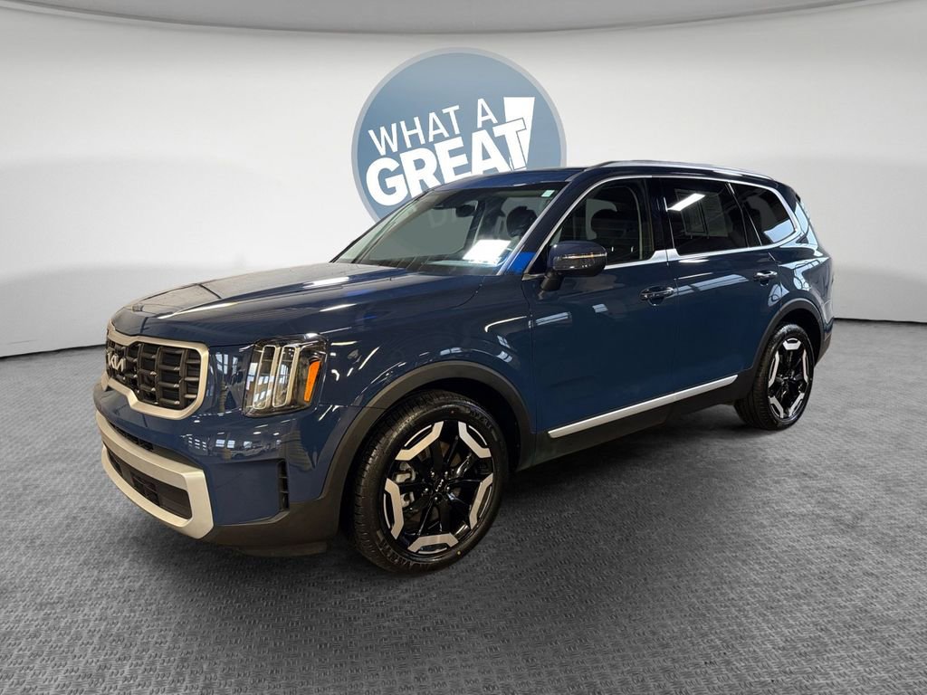 Certified 2024 Kia Telluride S w/ S Sunroof Package image 8