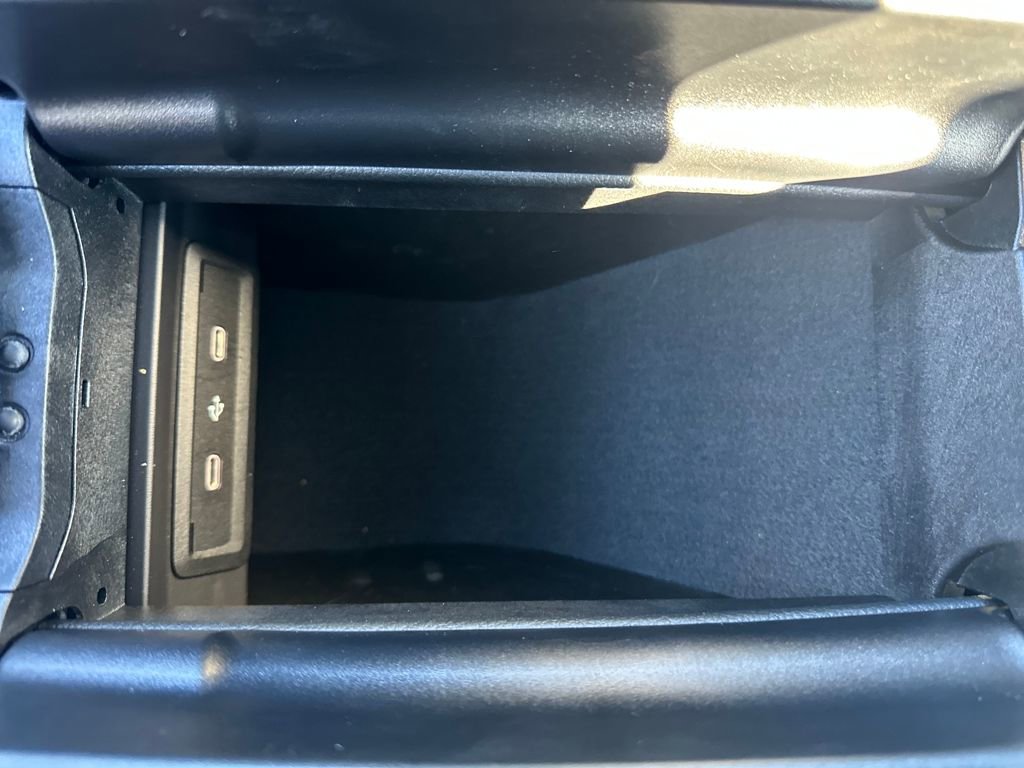 Used 2025 Mercedes-Benz CLA 250 4MATIC image 27