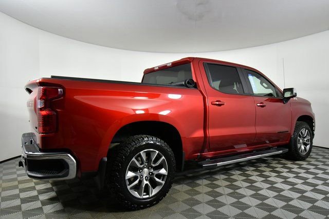 Used 2022 Chevrolet Silverado 1500 LT image 10