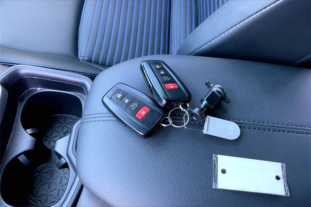 Used 2019 Toyota RAV4 XSE image 34