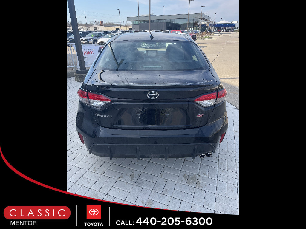 Used 2023 Toyota Corolla SE w/ Carpet Mat Package (TMS) image 3