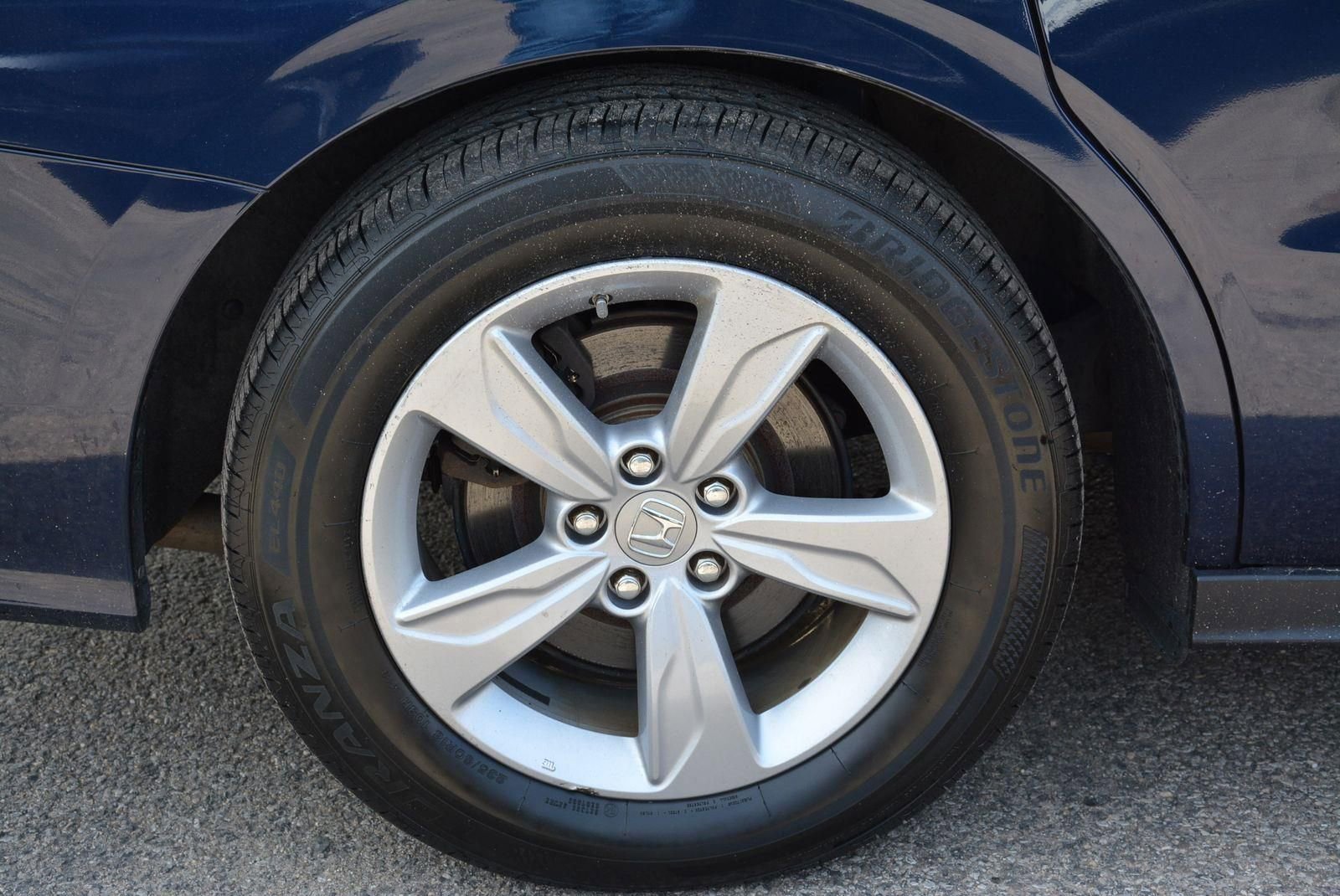 Used 2019 Honda Odyssey EX image 33