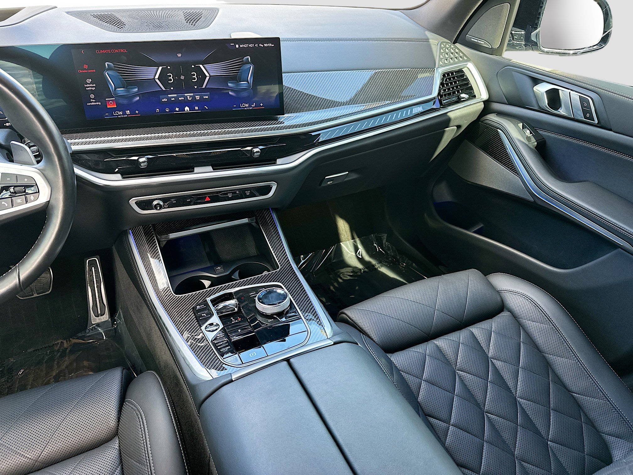 Certified 2024 BMW X5 M60i w/ Executive Package image 24