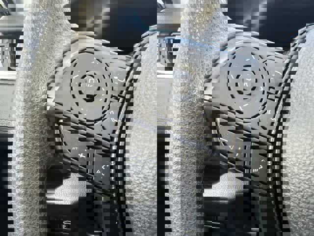 Used 2021 Toyota RAV4 XLE w/ Convenience Package image 27