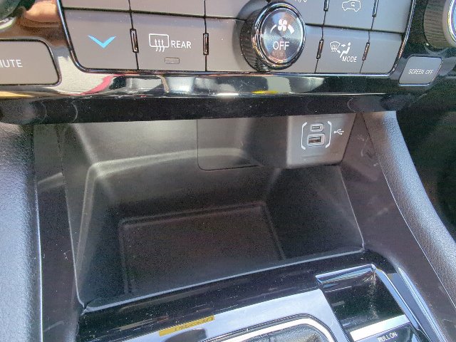 Used 2025 Jeep Compass Latitude AWD/4WD image 18