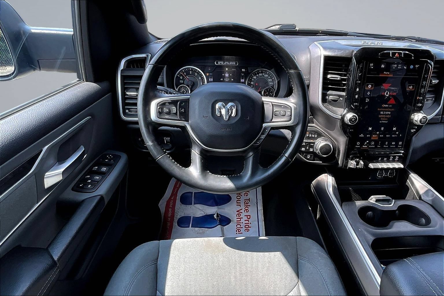 Used 2023 RAM 1500 Big Horn AWD/4WD image 8