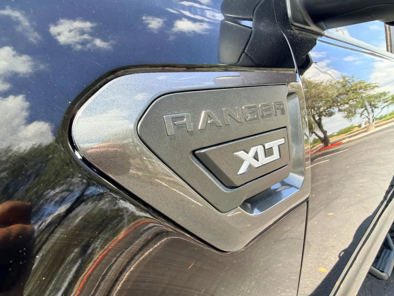 Used 2019 Ford Ranger XLT w/ Equipment Group 302A Luxury AWD/4WD image 14