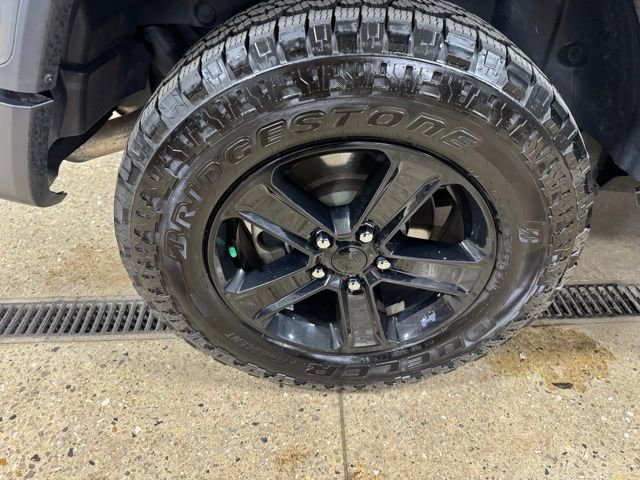 Used 2020 Jeep Wrangler Unlimited Sahara image 36