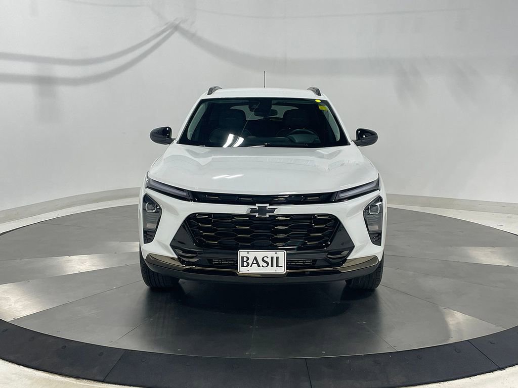 Used 2025 Chevrolet Trax ACTIV image 9