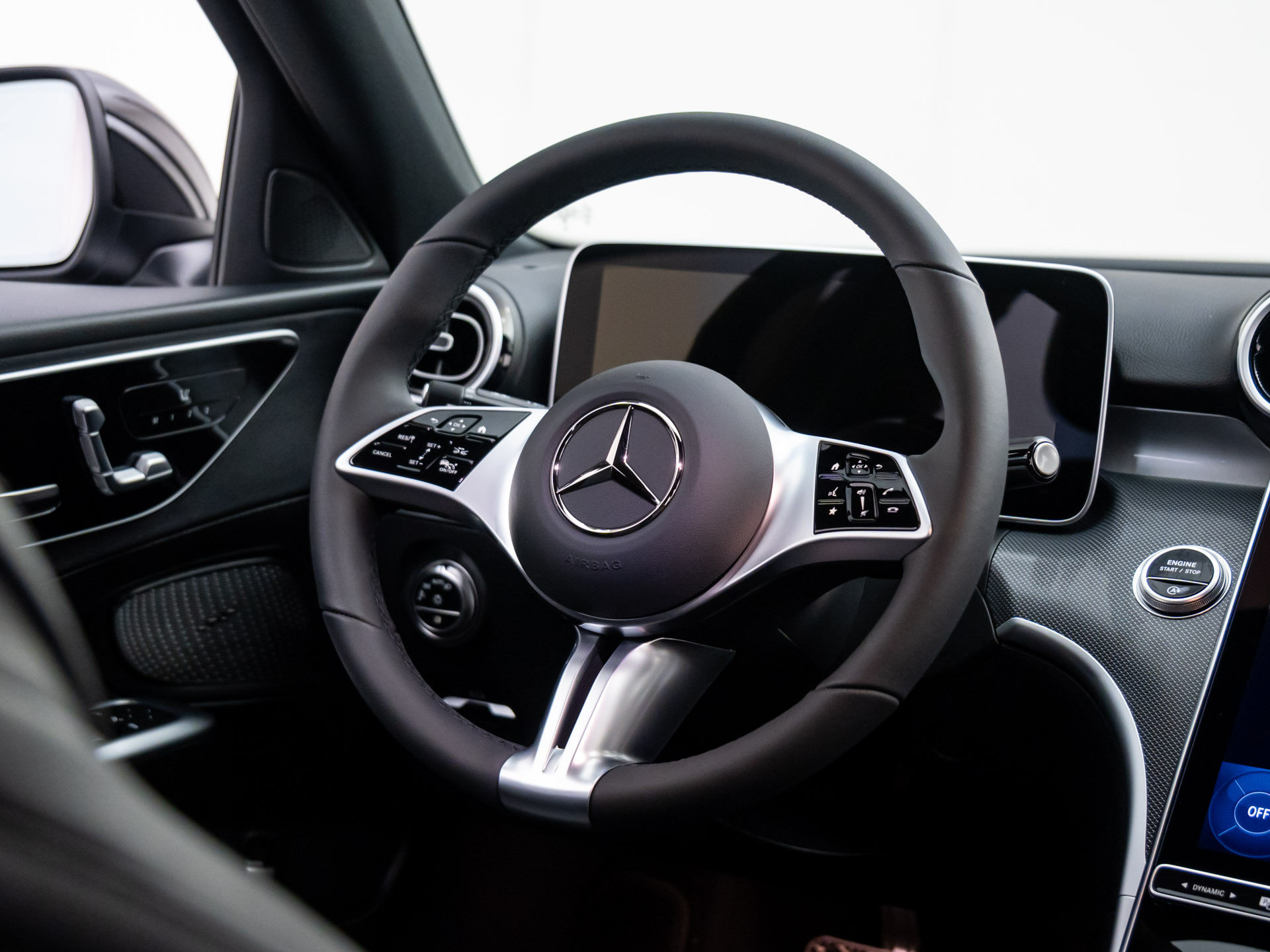 New 2026 Mercedes-Benz C 300 4MATIC Sedan image 10