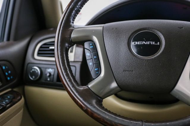 Used 2011 GMC Yukon XL Denali AWD/4WD image 52